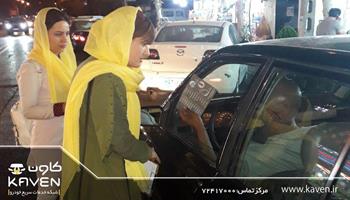 کاون، خدمات در محل خودرو را در گفتگوهای چهره به چهره به شهروندان تهرانی معرفی می کند